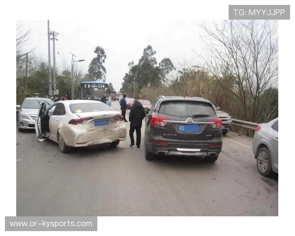 专家提醒:场地离窗户与车辆应保持安全距离 专家提醒:场地离窗户与车辆应保持安全距离